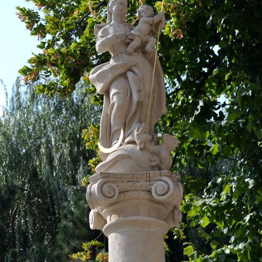 Mariánsky stĺp, socha