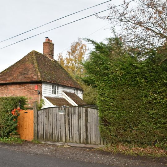 Little East End Farmhouse