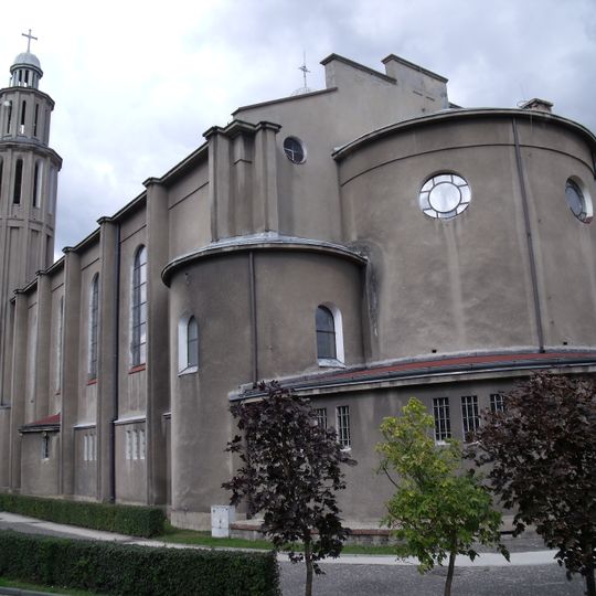 Kościół Ścięcia św. Jana Chrzciciela w Łaziskach Średnich