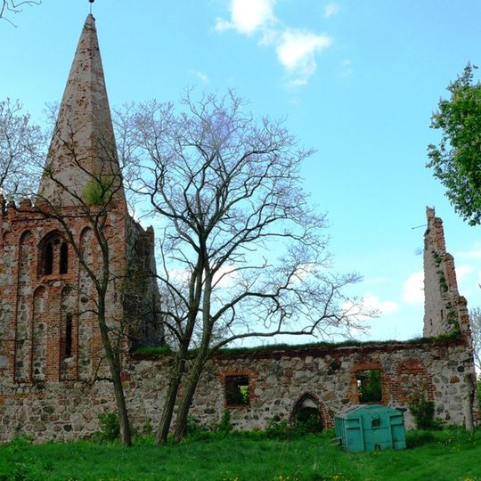 Ruina kościoła w Płońsku