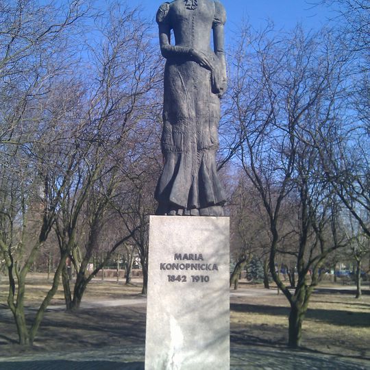 Maria Konopnicka Monument in Września