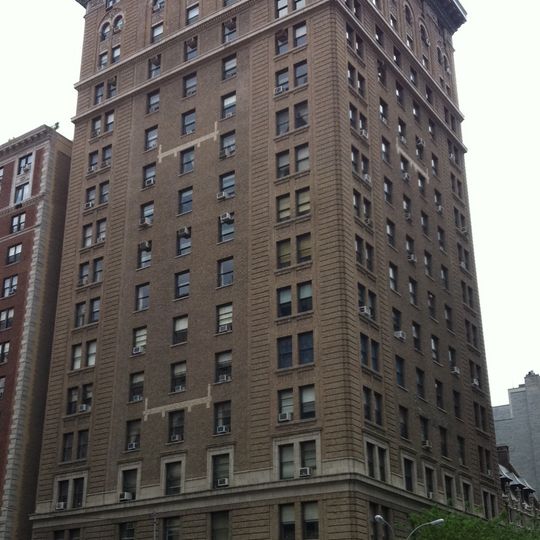 903 Park Avenue