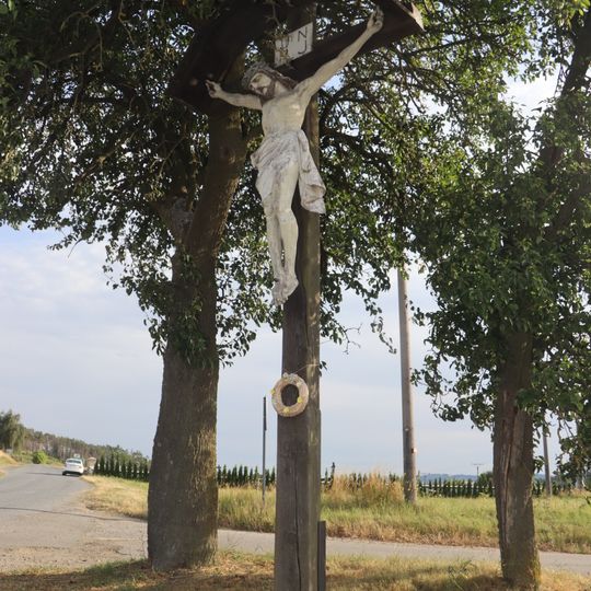 Kříž na jižním okraji Červené Lhoty