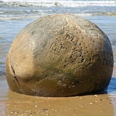Moeraki Boulders