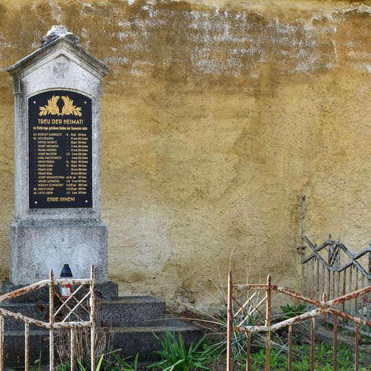 Pomník obětem 1. světové války v Morech u Podbořan