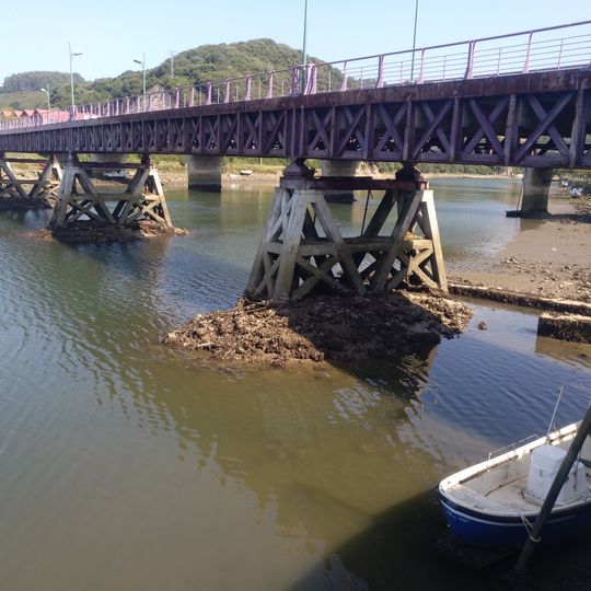 Puente peatonal de Hierro