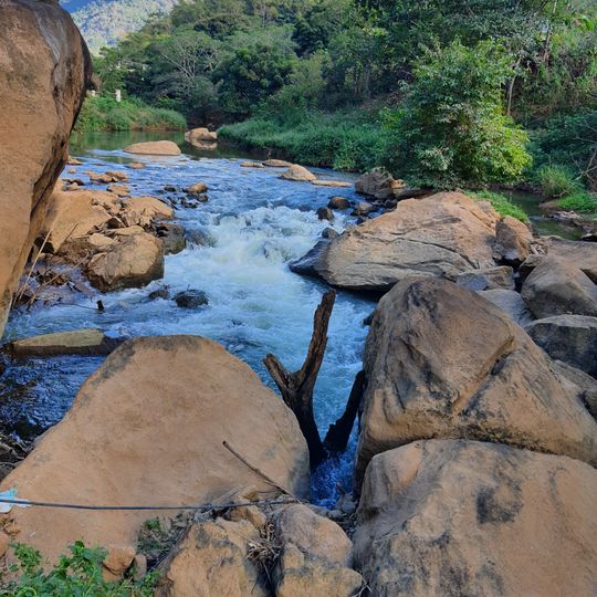 Sumidouro e Cachoeira do Funil