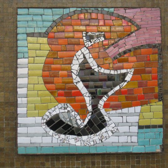 Hauszeichen, Relieftondi