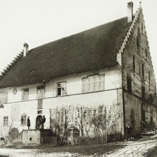 Aazheimerhof mit Scheune