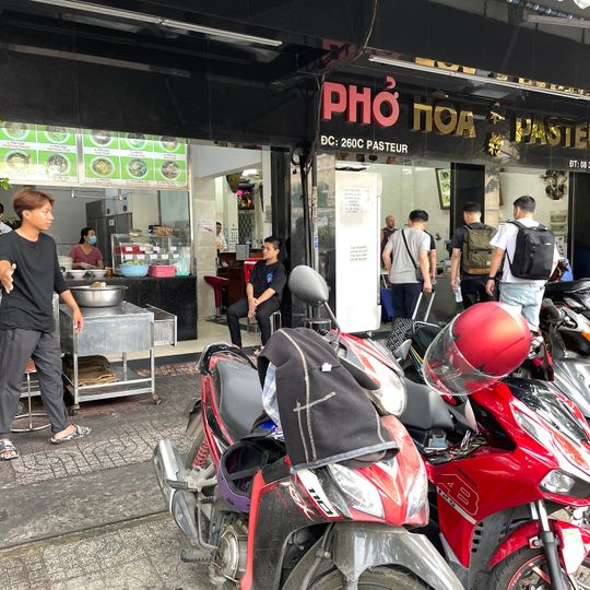 Phở Hòa Pasteur