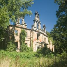 Palace park in Siedlimowice