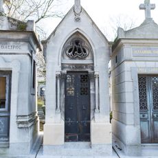 Grave of Santa Maria