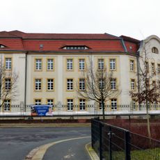 Friedrich-August-Kaserne/Husarenkaserne Käthe-Kollwitz-Straße 15; 17 (Löhrstraße 33)