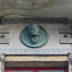 Plaque to Jiří Klecanda