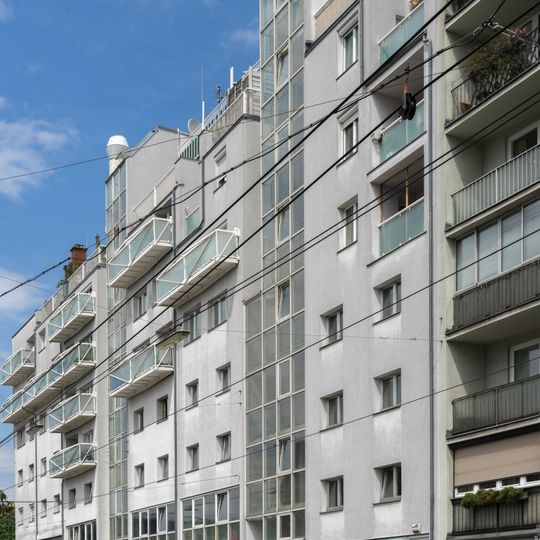 Wohnhausanlage Feßtgasse 12–14