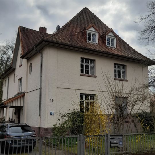 Haus Bogenweg 18