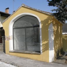 Wegkapelle, Urlaubergruppe