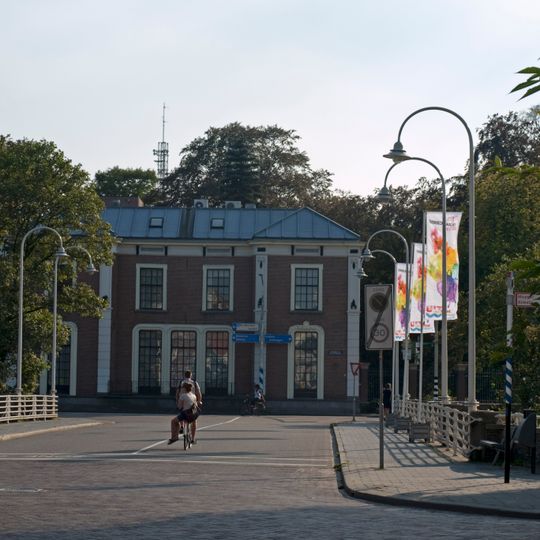 Burgemeester van Roijensingel 2, Zwolle
