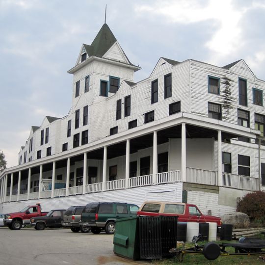 Mineola Hotel