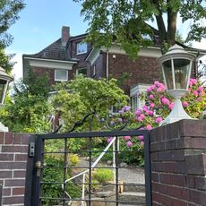 Wohnhaus Sigismundkorso 79A, Am Grünen Zipfel