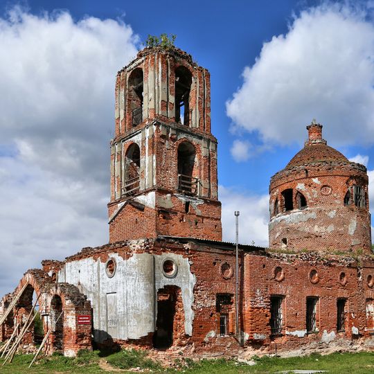 Церковь Казанской иконы Божией Матери с оградой