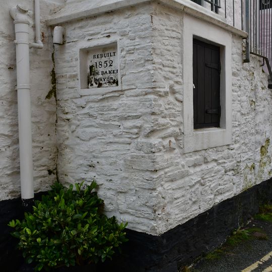 Water Conduit Adjoining Rear Wall Of No 16 Smith Street
