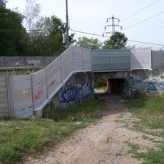 Podchod pod zkušební tratí metra u depa Hostivař