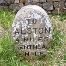 Milestone To North Of Woodbrae