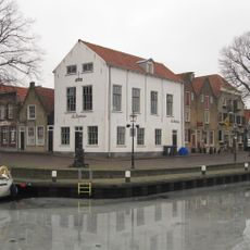 Vingerling 17, Middelharnis