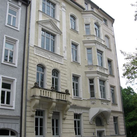 Mietshaus