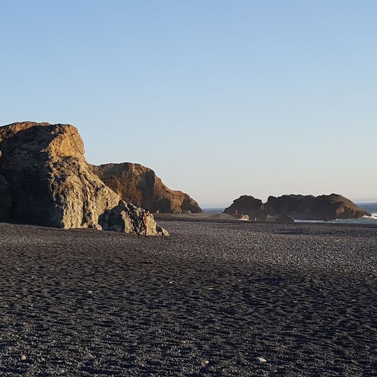 Black Sands Beach