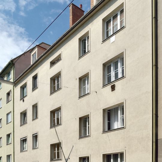 Gemeindebau Grimmgasse 17