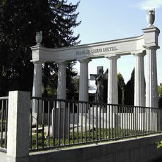 Einzeldenkmale der Sachgesamtheit Michaelisfriedhof: Friedhofskapelle, fünf Grabmale, Denkmal für die Verfolgten des Naziregimes und Kriegerdenkmal für die Gefallenen des 1. Weltkrieges (siehe auch Sachgesamtheitsliste - Obj. 09300455) Culitzscher