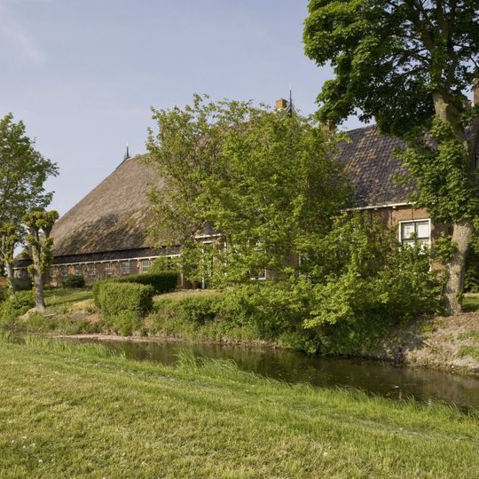 Popta State, grote kop-hals-rompboerderij