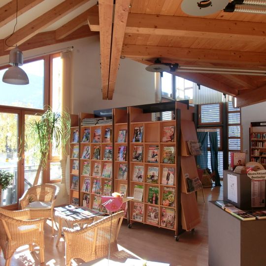 Öffentliche Bibliothek