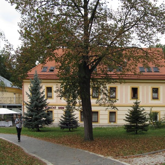 Kúpele Sklené Teplice, pavilón