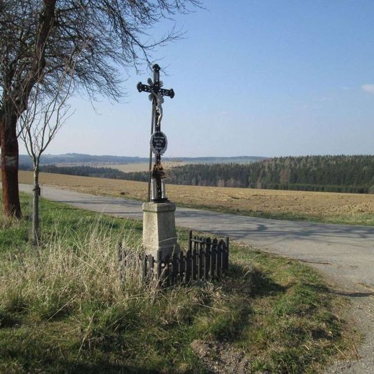 Kříž na rozcestí severně od Hojovic