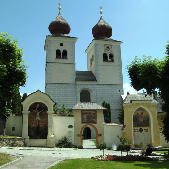 Pfarrkirche St. Salvator und Allerheiligen Millstatt