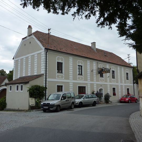 Gasthaus Zu den drei Rosen, ehem. Vorspannhof