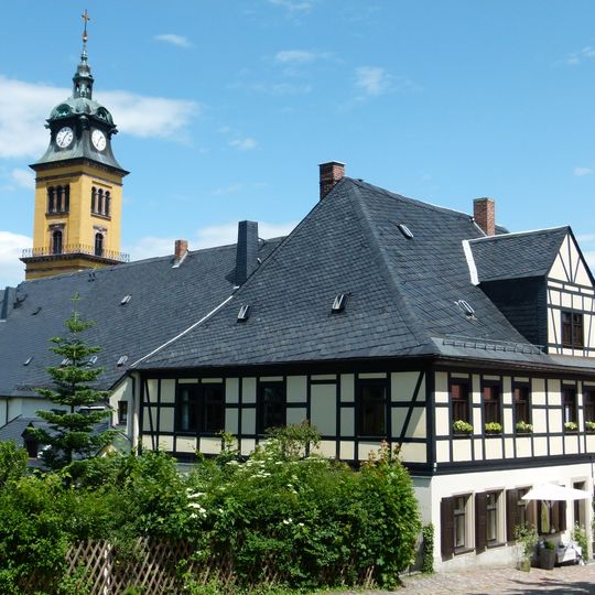 Wohnhaus mit Apotheke in halboffener Bebauung Schloßstraße 6