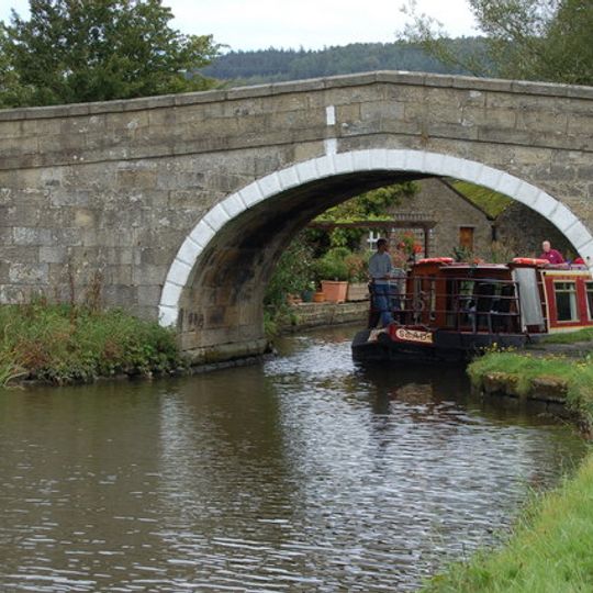 Leeds And Liverpool Canal Ray Bridge Number 173
