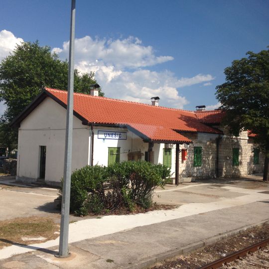 Unešić