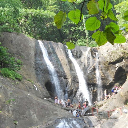 Kumbhavurutty Waterfalls