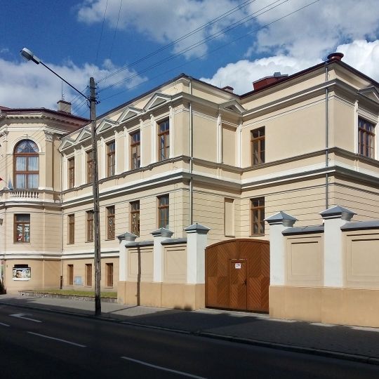 Gmach Gimnazjum Żeńskiego w Piotrkowie Trybunalskim