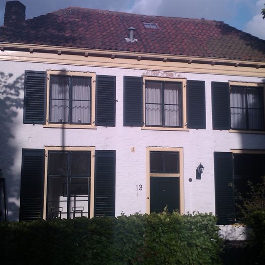 Nabij de bergkerk gelegen pand