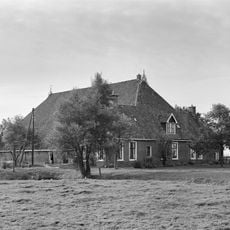 Van Aylvaleane 25, Hilaard