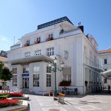 Bankgebäude, Sparkassengebäude