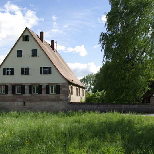 Bauernhaus und ehemaliges Zapfenwirtshaus