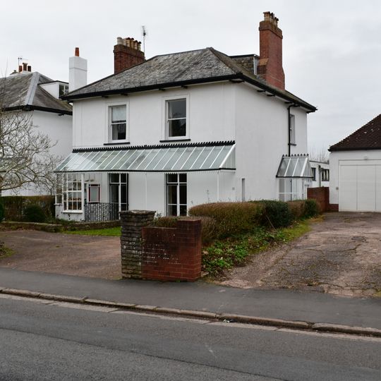 18, St Leonard's Road