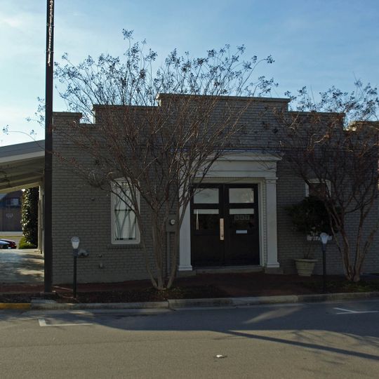 Halsey Grocery Warehouse